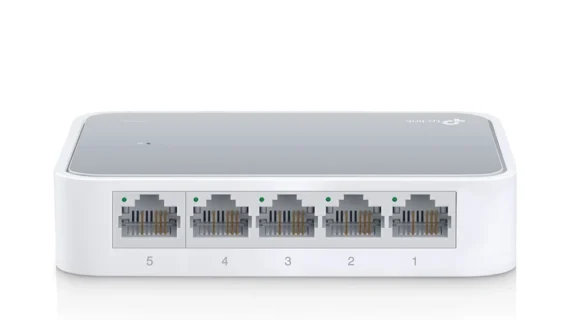 TP-Link TL-SF1005D 5-Port 10/100Mbps Desktop Switch
